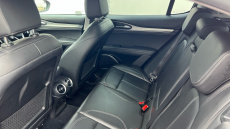 Alfa Romeo Stelvio 2.2 D 210 Speciale 5dr Auto Diesel Estate